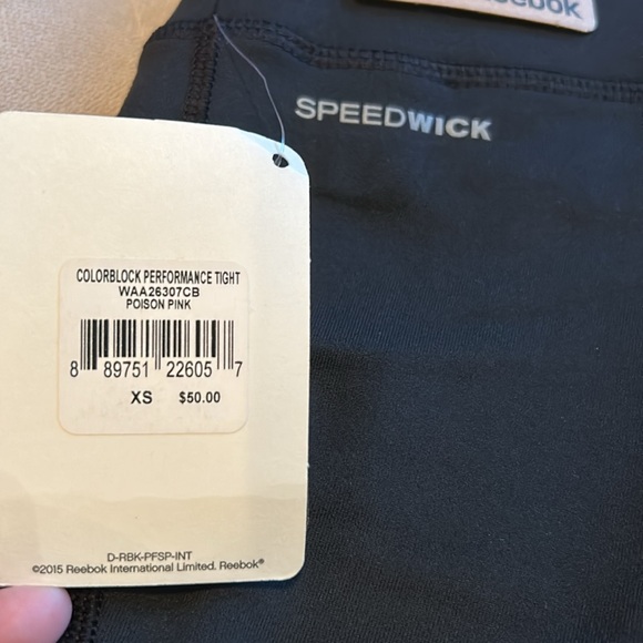 NWT Reebok- performance tight fit, speed, wick sport, leggings, size extra small - Picture 4 of 6